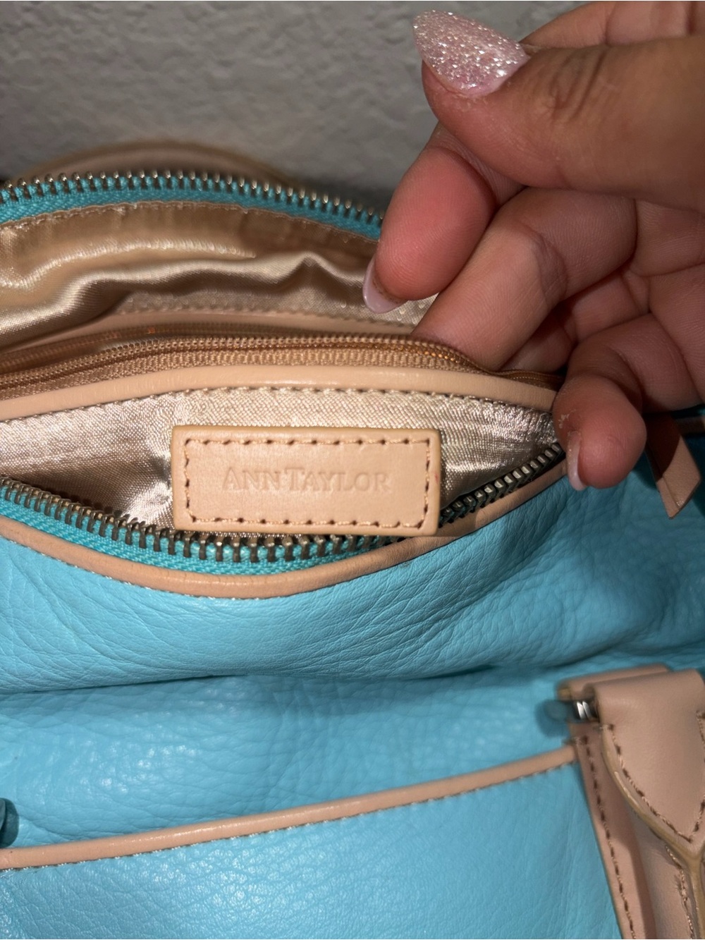 Ann Taylor Turquoise Leather Barrel Satchel Handbag - Picture 7 of 7